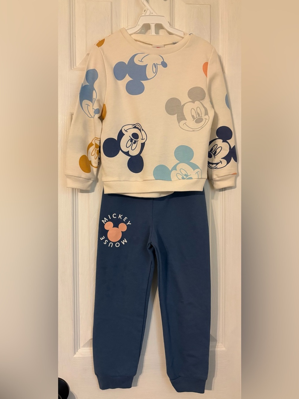 Toddler Boys 4T Matching Mickey Mouse Winter Outfit